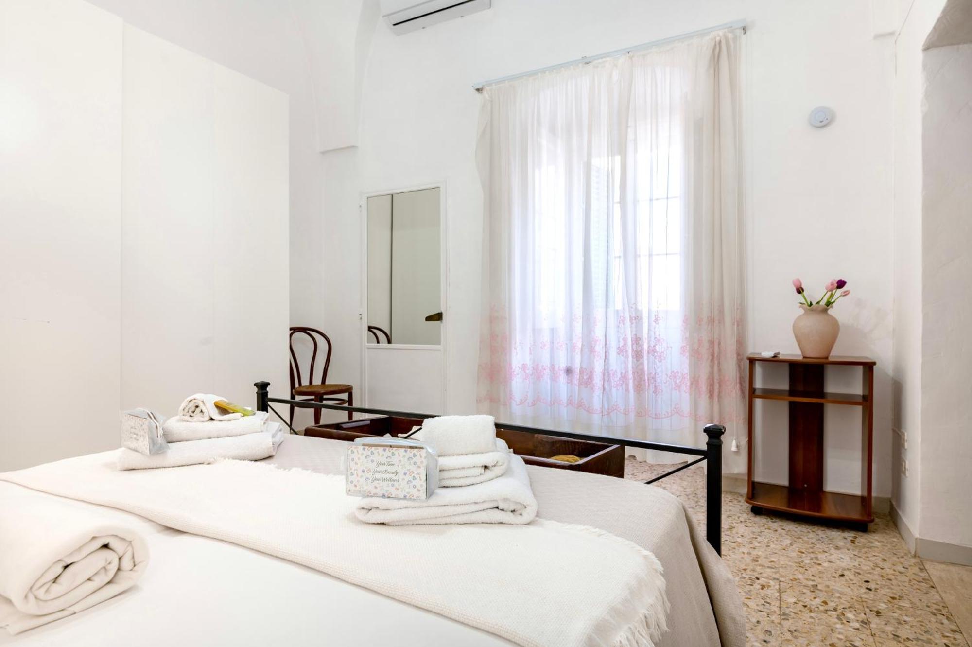 Ανδρείος - Andreios Apartment Ostuni Bagian luar foto